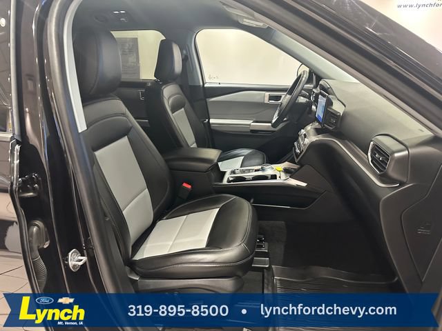 Certified 2024 Ford Explorer XLT w/ Equipment Group 202A AWD/4WD image 6