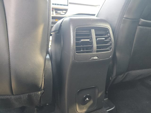 Certified 2025 Ford Escape Platinum AWD/4WD image 27