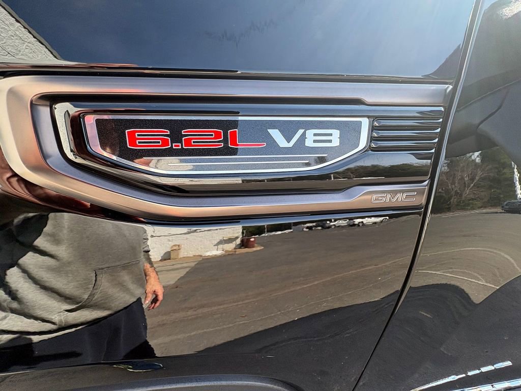 Used 2024 GMC Sierra 1500 AT4X AWD/4WD image 9