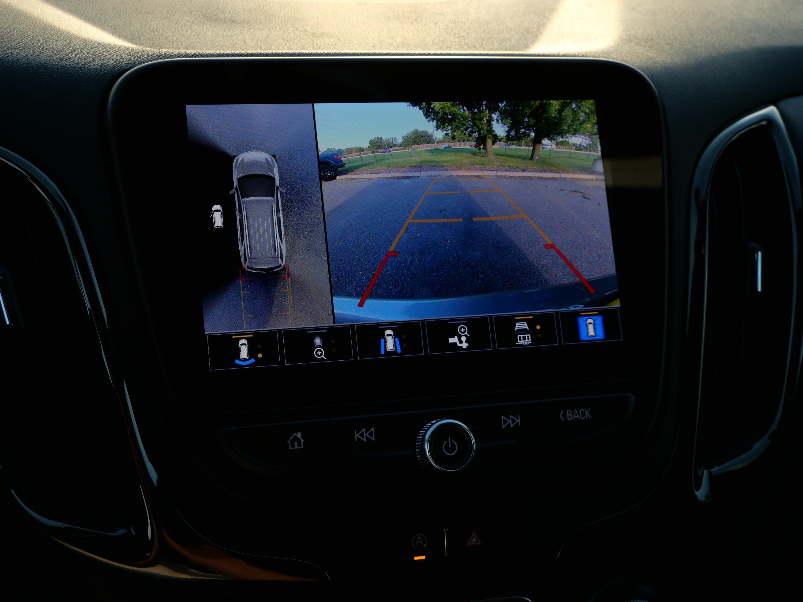 Used 2023 Chevrolet Equinox RS AWD/4WD image 30