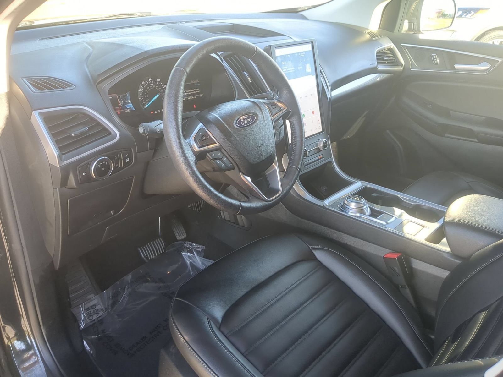 Certified 2023 Ford Edge SEL w/ Convenience Package AWD/4WD image 15