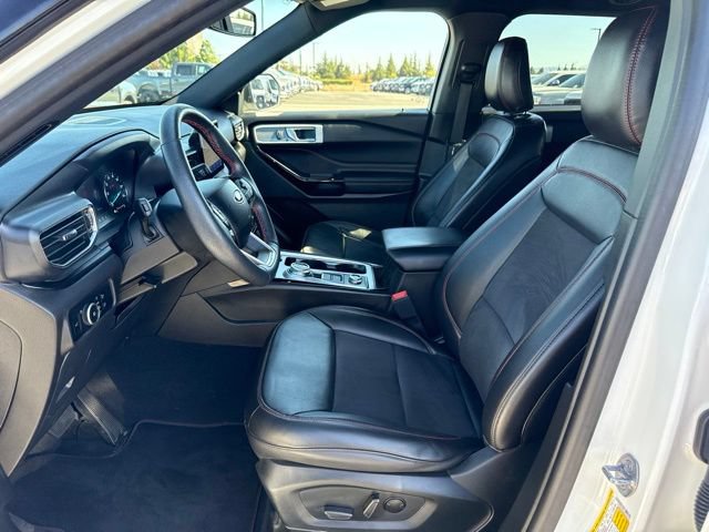 Certified 2024 Ford Explorer ST-Line w/ Class IV Trailer Tow Package AWD/4WD image 21