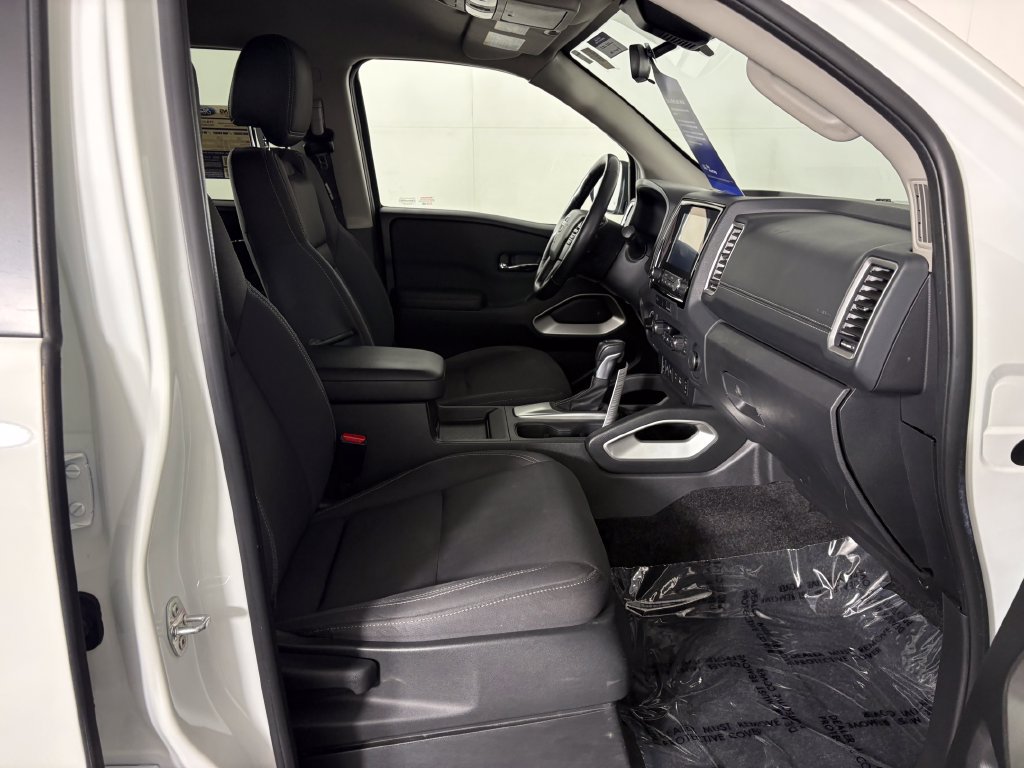 Used 2024 Nissan Frontier SV w/ SV Convenience Package AWD/4WD image 35