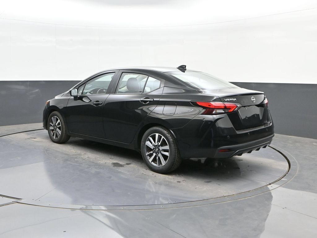 Used 2023 Nissan Versa SV FWD image 5