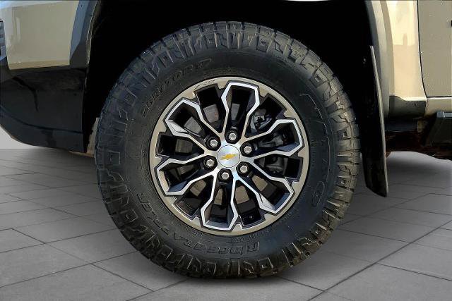 Used 2022 Chevrolet Colorado ZR2 image 12