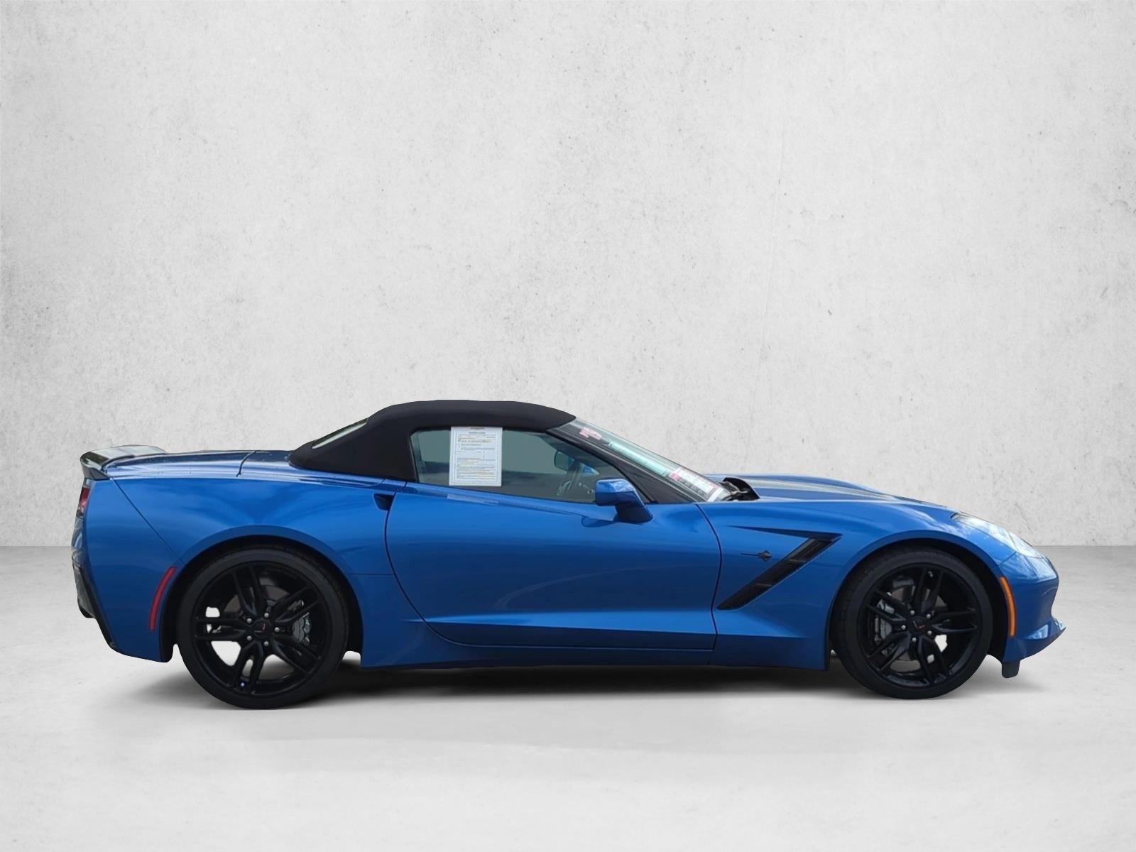 Used 2019 Chevrolet Corvette Stingray Convertible w/ 2LT Preferred Equipment Group RWD image 4