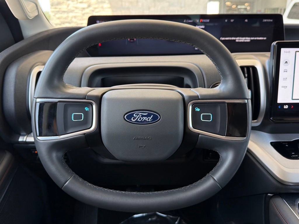 Certified 2025 Ford Expedition Active AWD/4WD image 12