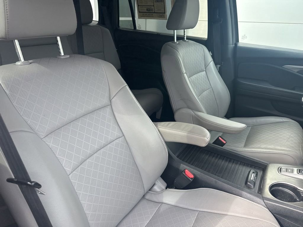 Used 2020 Honda Passport EX-L image 30