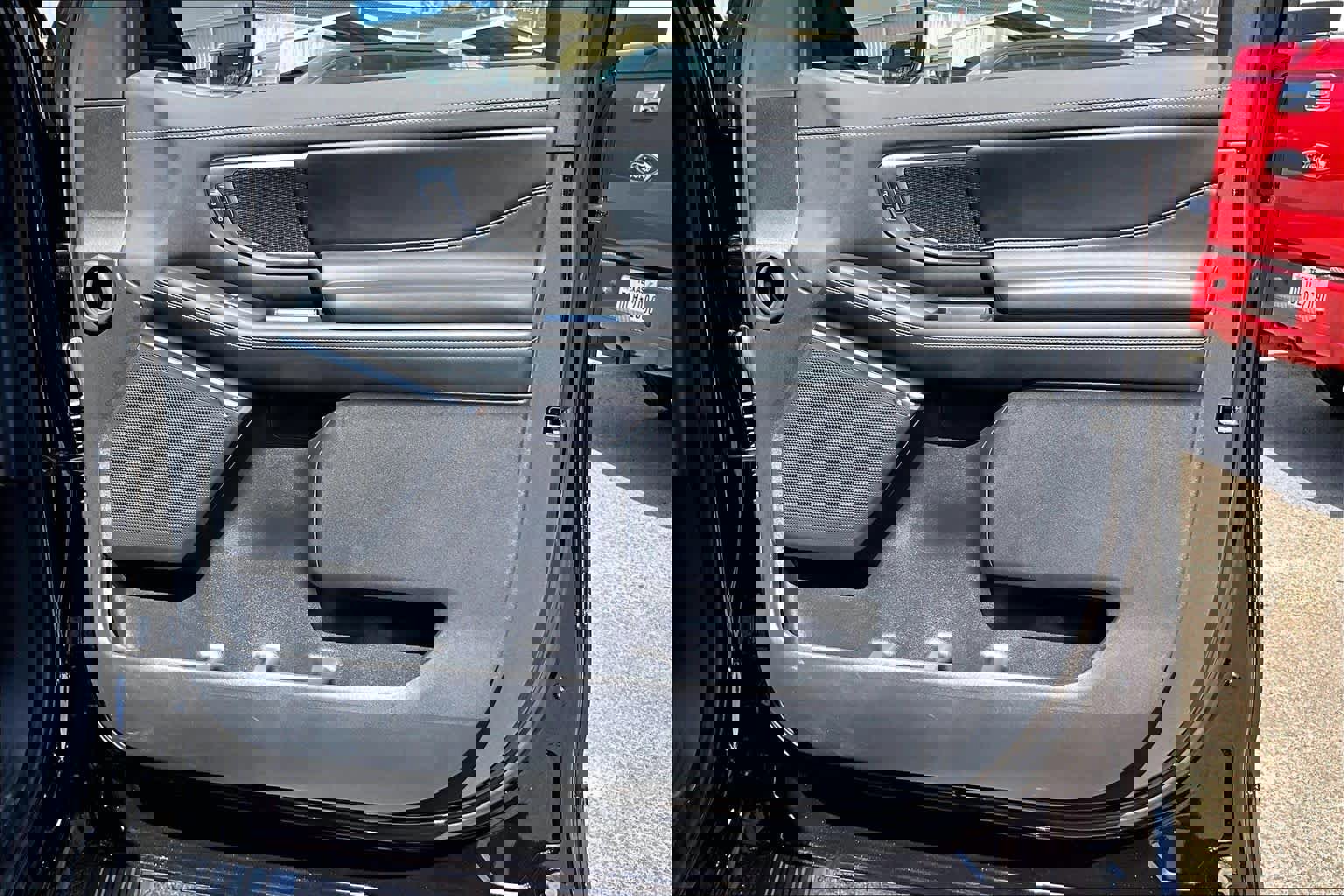 Certified 2025 Ford Expedition Platinum w/ Stealth Appearance Package image 25