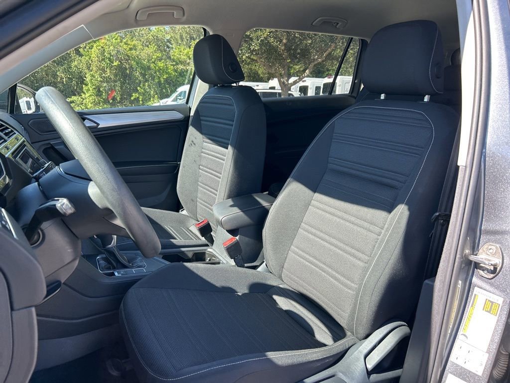Used 2022 Volkswagen Tiguan S image 13
