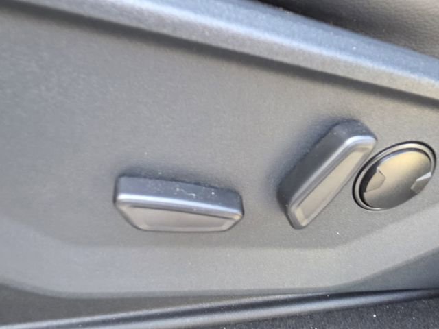 Certified 2025 Ford F250 Lariat w/ Lariat Ultimate Package image 15