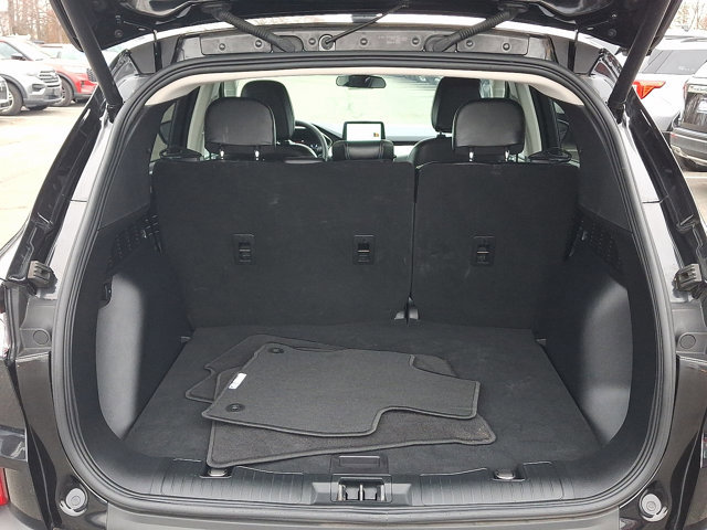Certified 2022 Ford Escape SEL image 34