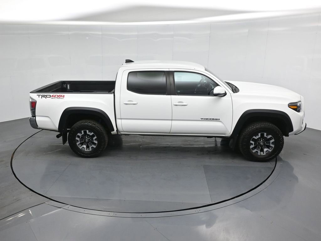 Used 2023 Toyota Tacoma TRD Off-Road image 9