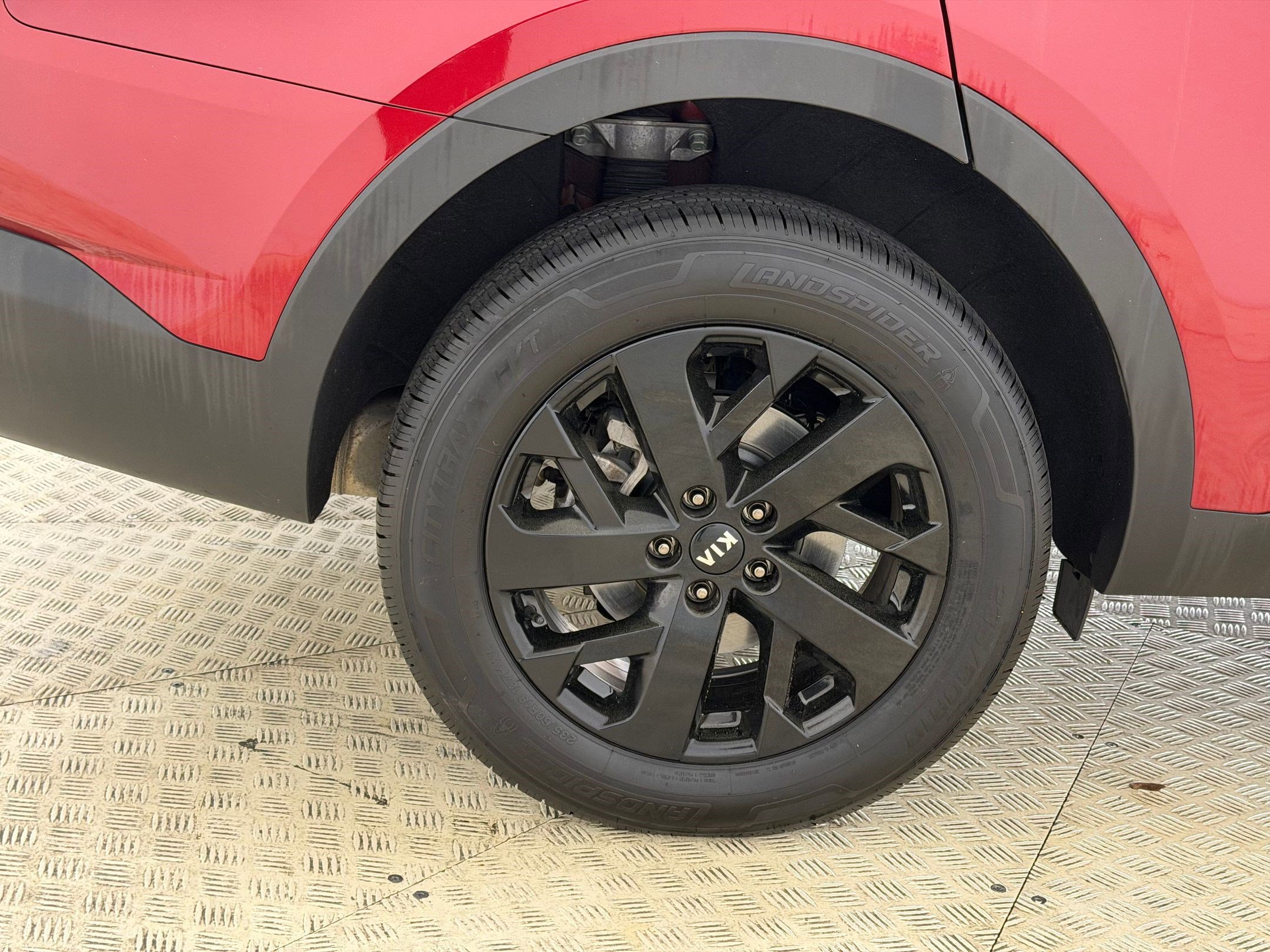 Used 2021 Kia Sorento S w/ Panoramic Sunroof Package image 12