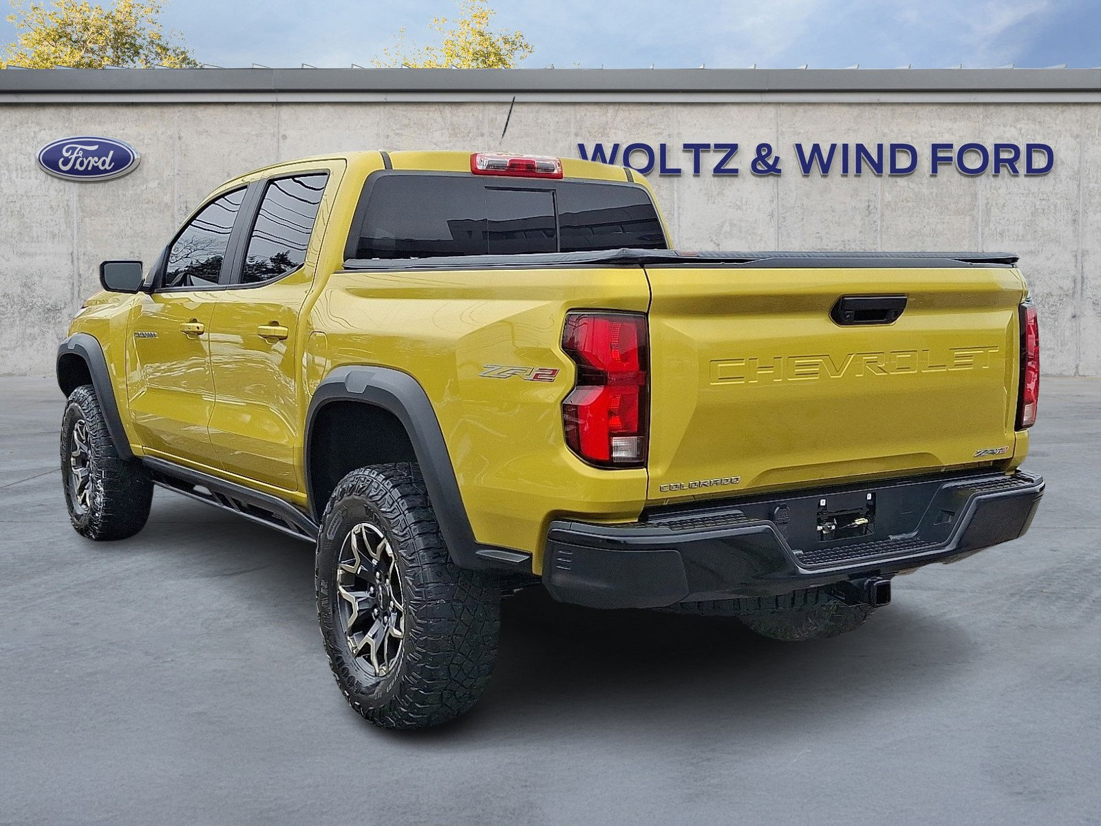 Used 2023 Chevrolet Colorado ZR2 image 4