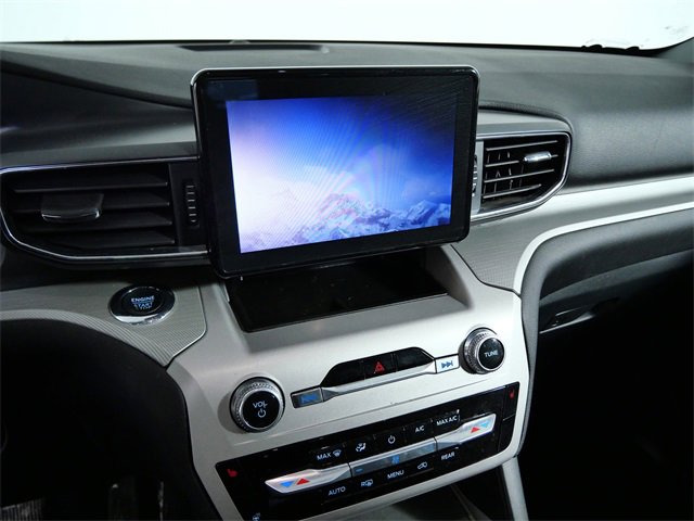 Certified 2023 Ford Explorer XLT w/ Equipment Group 202A image 17