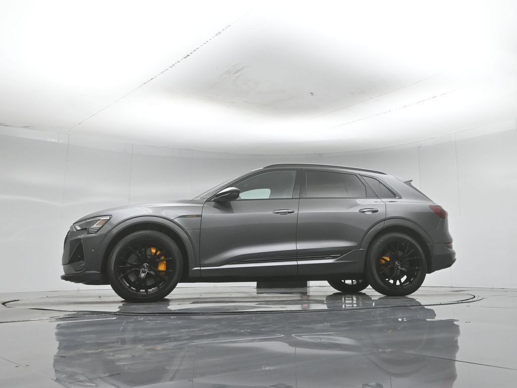 Used 2022 Audi e-tron Chronos w/ Chronos Package AWD/4WD image 56