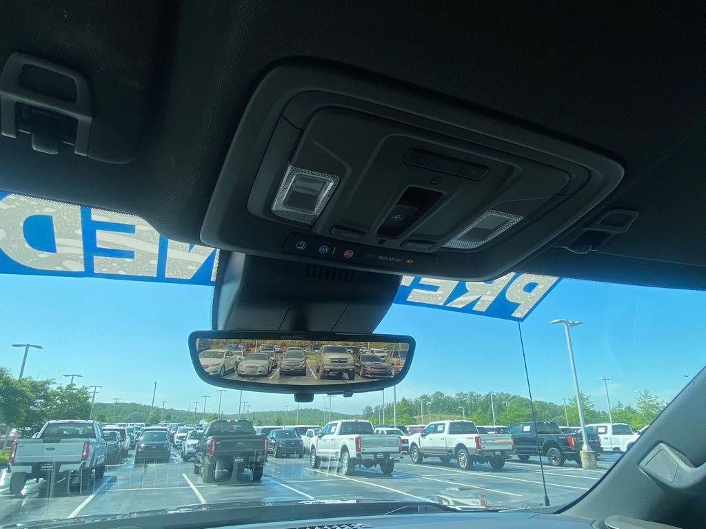 Used 2023 Chevrolet Silverado 1500 High Country w/ Technology Package AWD/4WD image 20