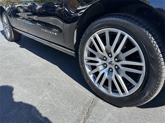Certified 2022 Ford Expedition Max Platinum image 13