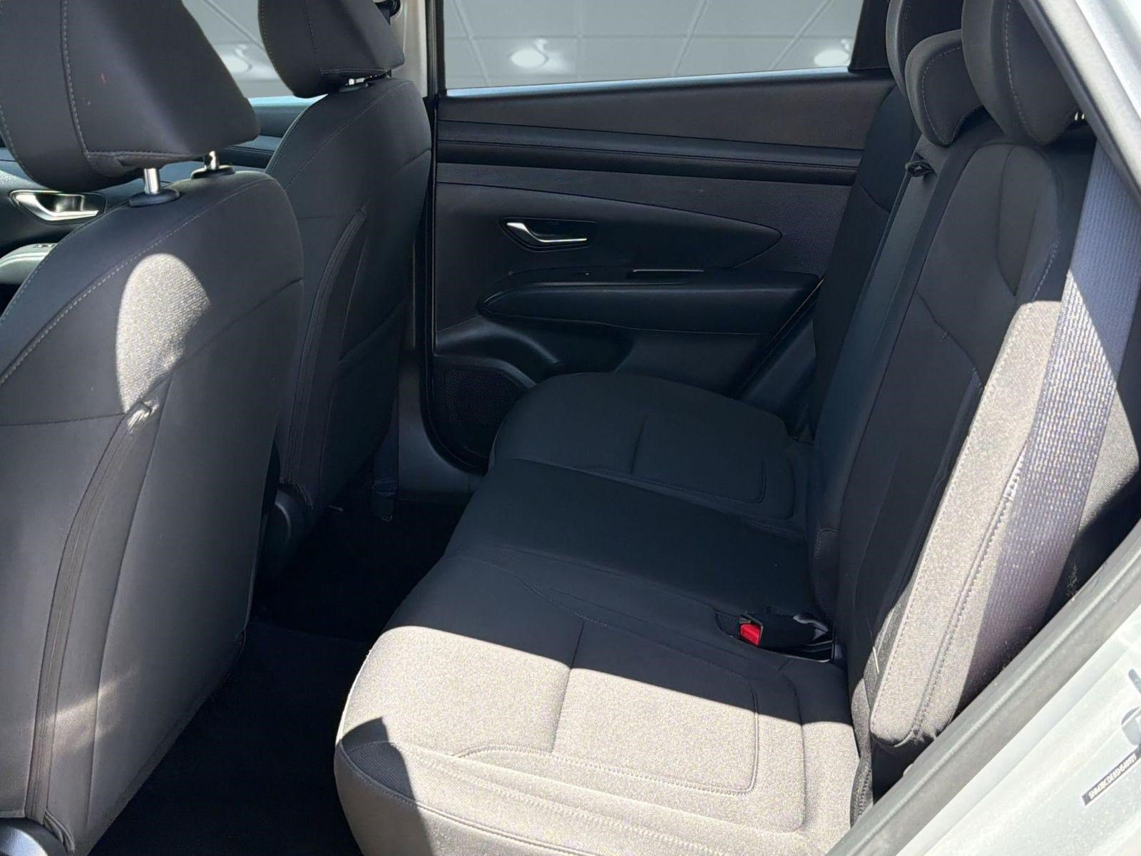 Used 2025 Hyundai Tucson SEL AWD/4WD image 14