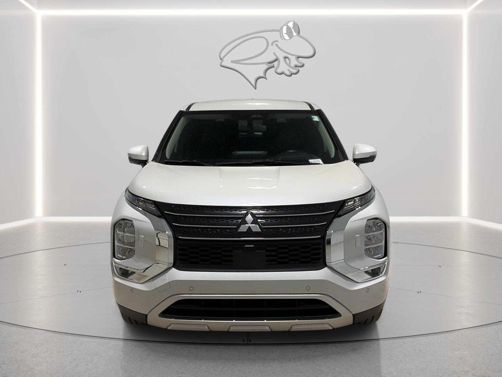 Used 2024 Mitsubishi Outlander SE AWD/4WD image 8