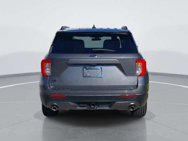 Certified 2022 Ford Explorer XLT w/ Equipment Group 202A AWD/4WD image 4