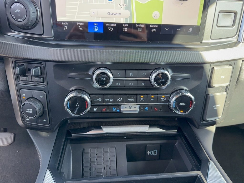 Certified 2024 Ford F350 Platinum image 24