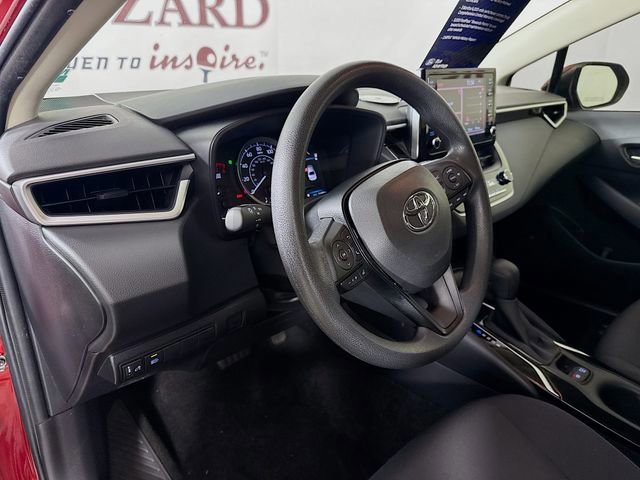 Used 2020 Toyota Corolla LE image 11