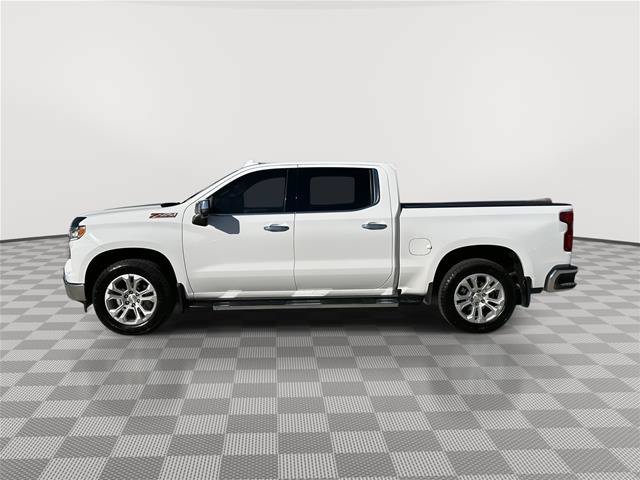 Used 2023 Chevrolet Silverado 1500 LTZ AWD/4WD image 2