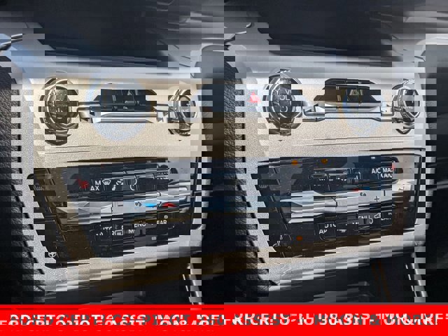 Certified 2022 Ford Explorer XLT w/ Equipment Group 202A image 20