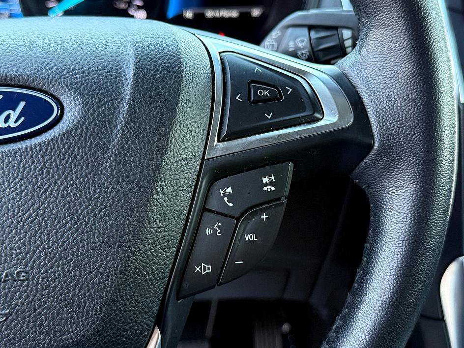 Certified 2022 Ford Edge Titanium image 20