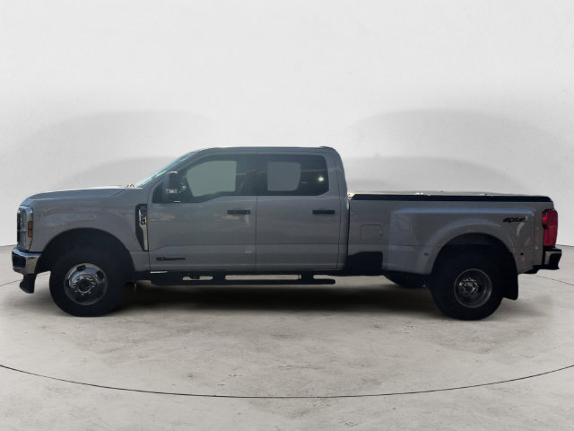 Certified 2024 Ford F350 XLT AWD/4WD image 8