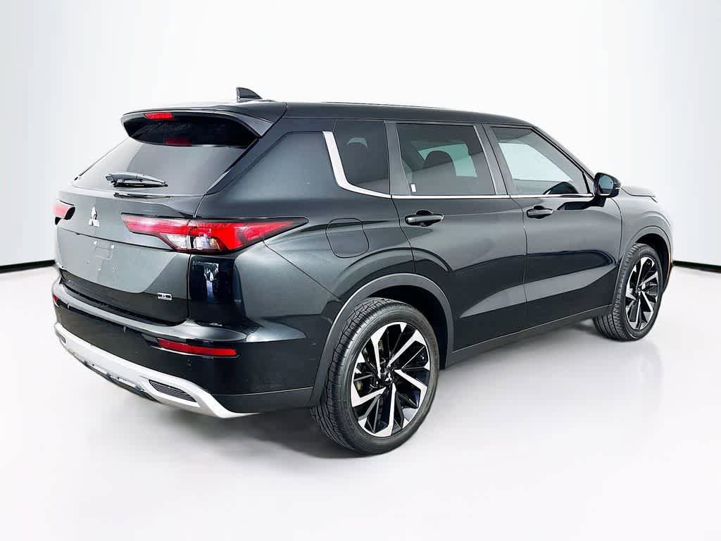 Used 2023 Mitsubishi Outlander SE FWD image 25