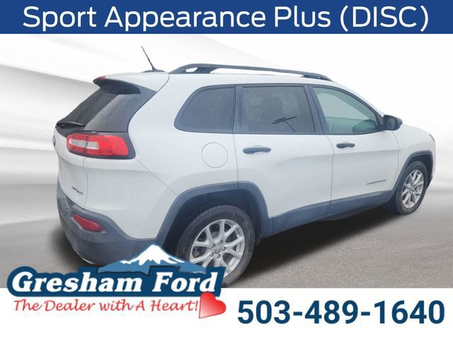 Used 2017 Jeep Cherokee Sport image 4
