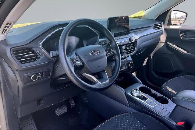 Certified 2025 Ford Escape Active AWD/4WD image 14
