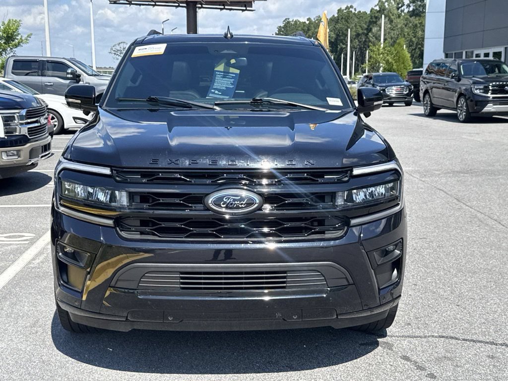 Certified 2023 Ford Expedition Limited RWD image 3