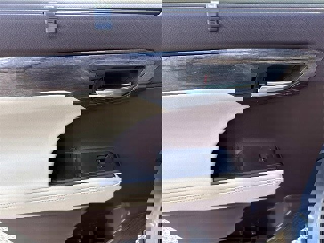 Used 2020 Toyota Highlander Platinum image 22