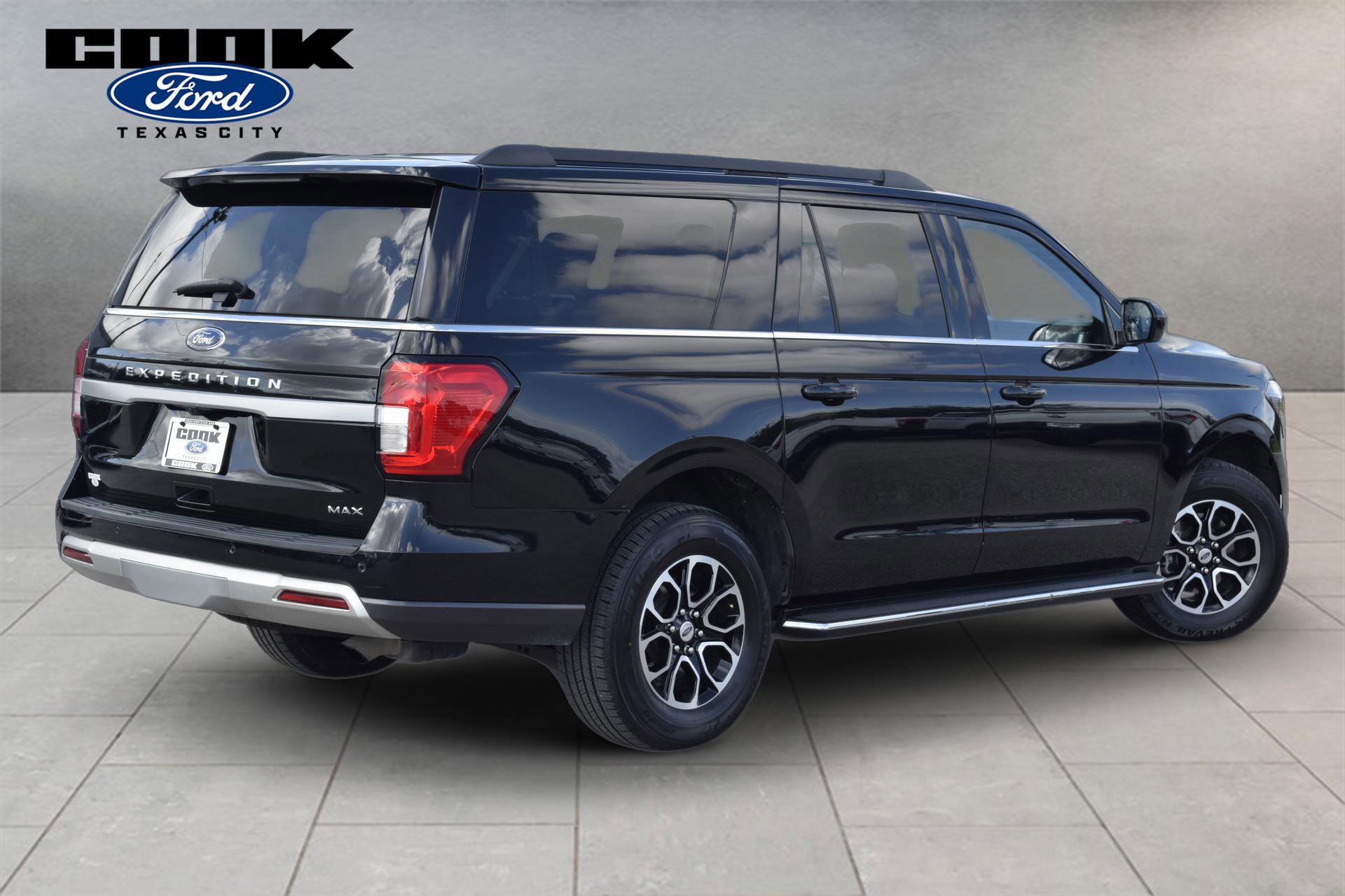 Certified 2023 Ford Expedition Max XLT AWD/4WD image 4