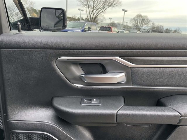 Used 2019 RAM 1500 Big Horn image 28