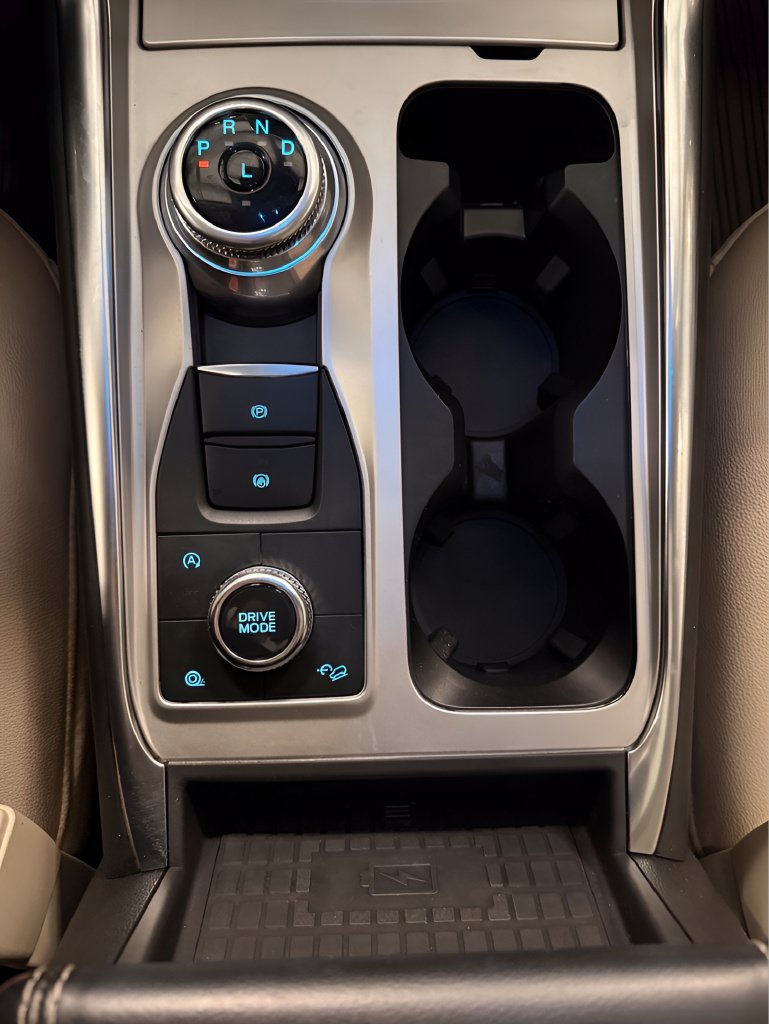 Certified 2023 Ford Explorer Limited w/ Limited Technology Package AWD/4WD image 29
