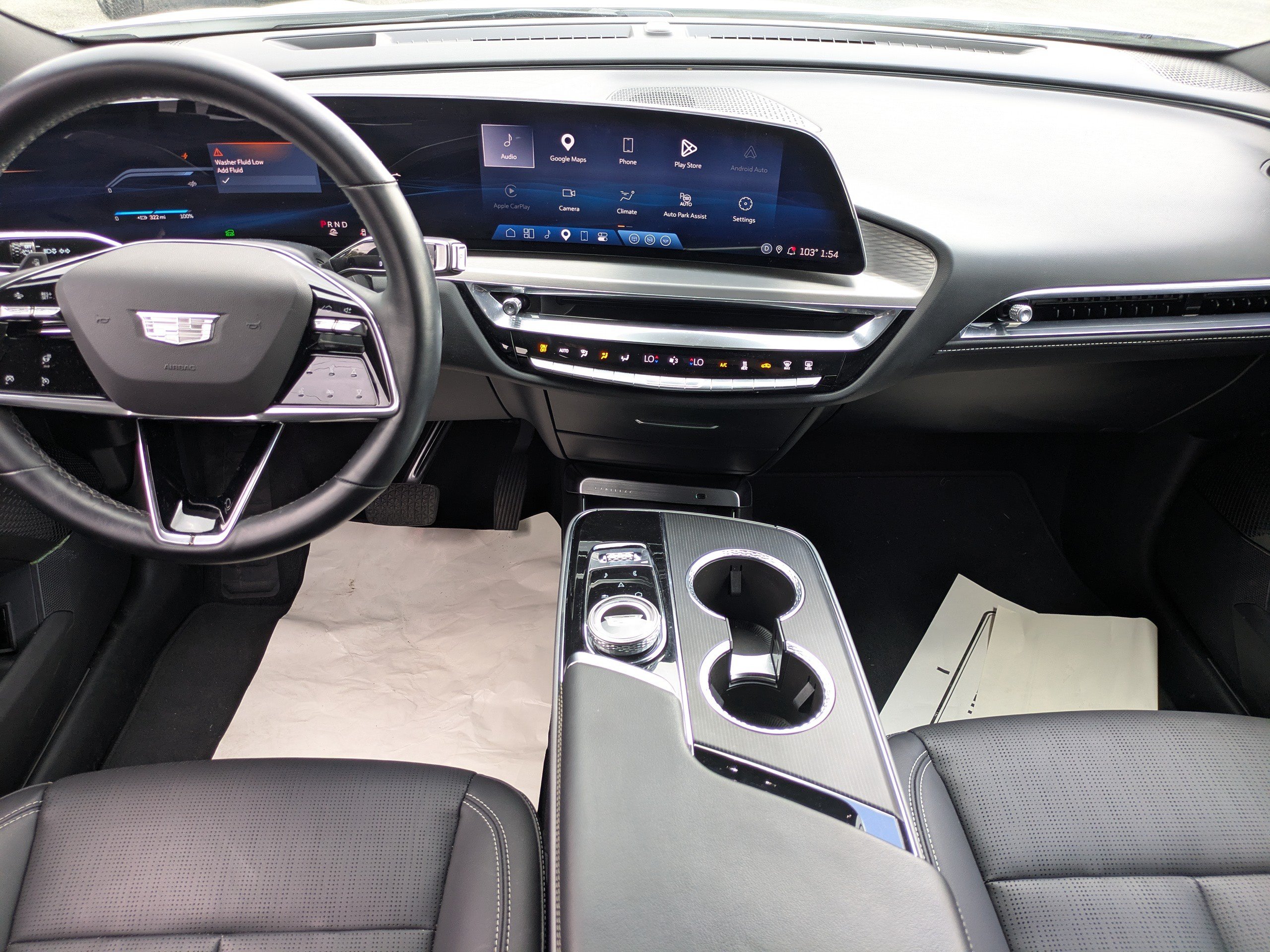 Used 2024 Cadillac Lyriq Luxury RWD image 14