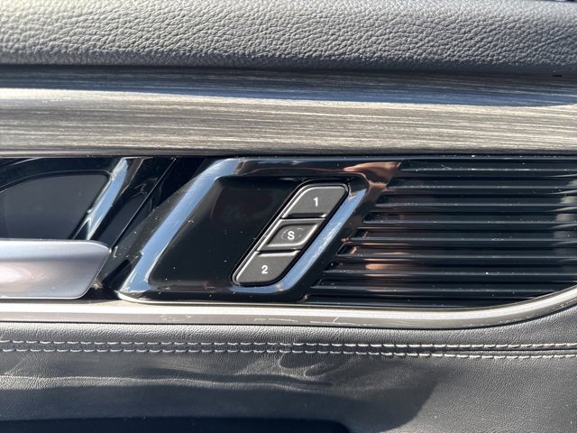 Used 2024 Jeep Wagoneer Series III image 18