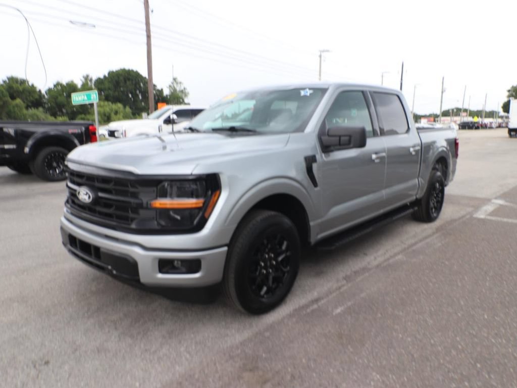Certified 2025 Ford F150 XLT w/ Equipment Group 301A Standard RWD image 5