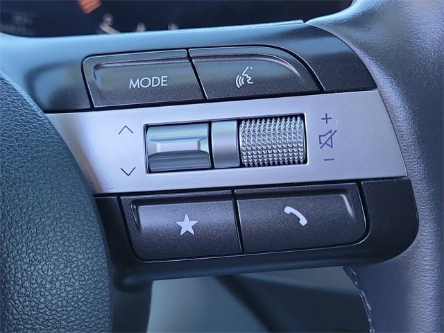 Used 2024 Hyundai Kona SEL image 9