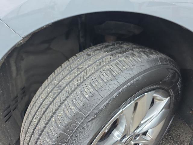 Used 2022 Toyota Sienna XLE Woodland Edition AWD/4WD image 38