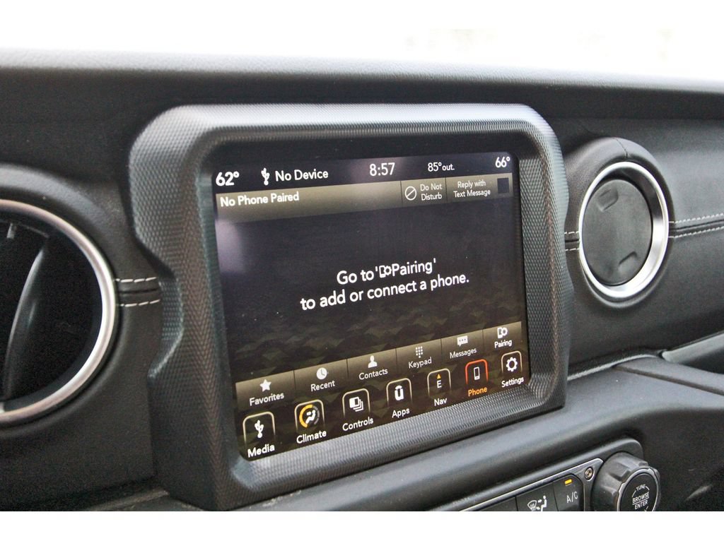 Used 2022 Jeep Gladiator Overland w/ Popular Equipment Package AWD/4WD image 23