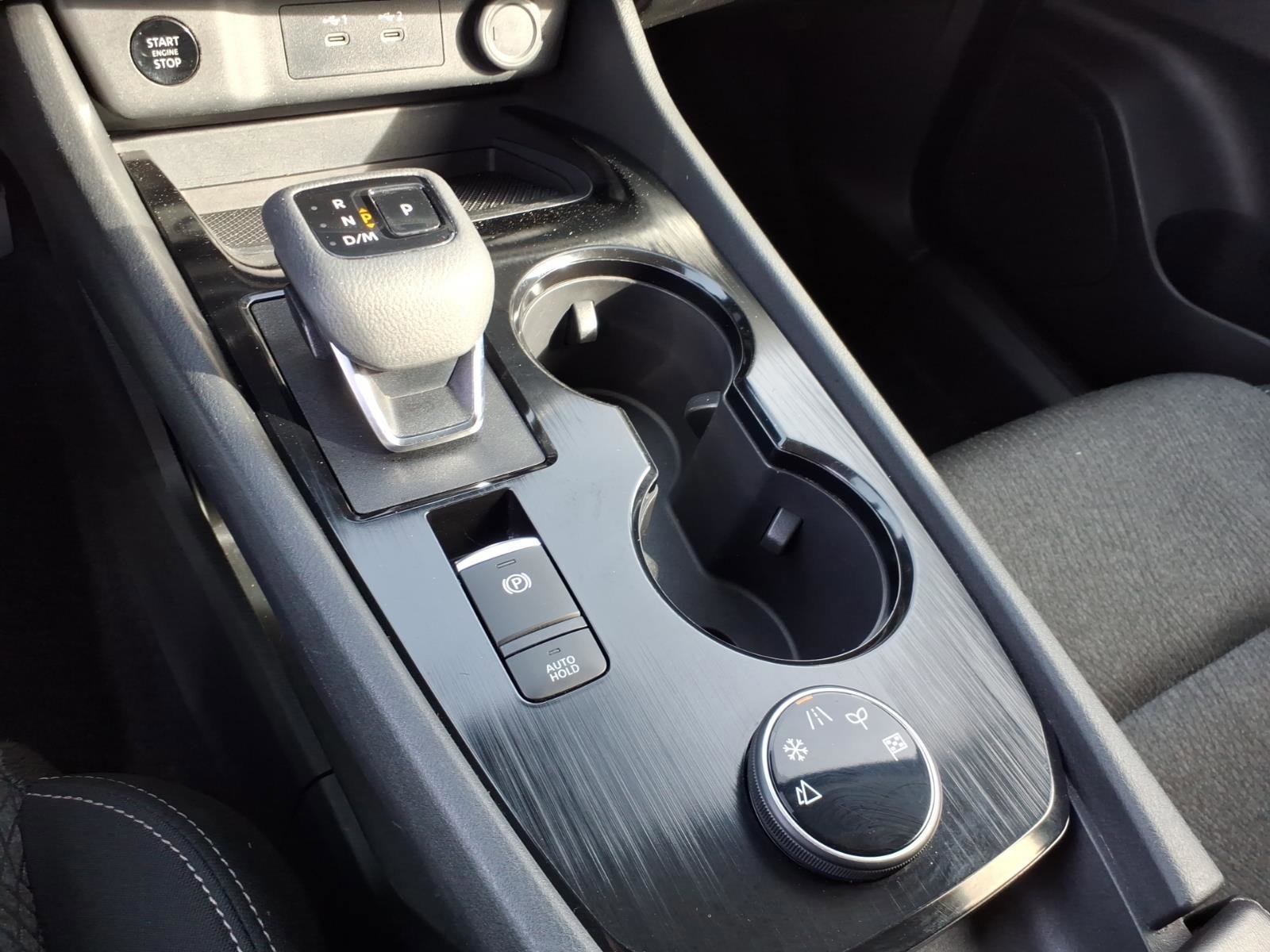 Used 2024 Nissan Rogue SV image 20