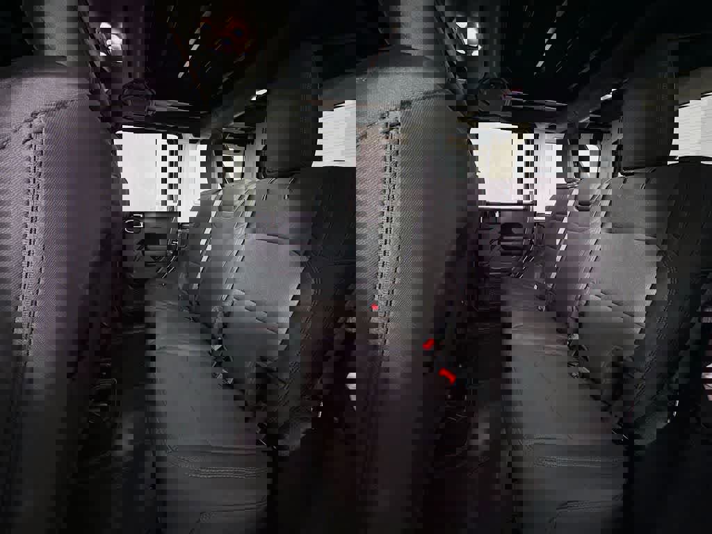 Used 2022 Jeep Wrangler Unlimited Sport image 17