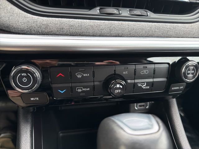 Used 2022 Jeep Compass Latitude image 21