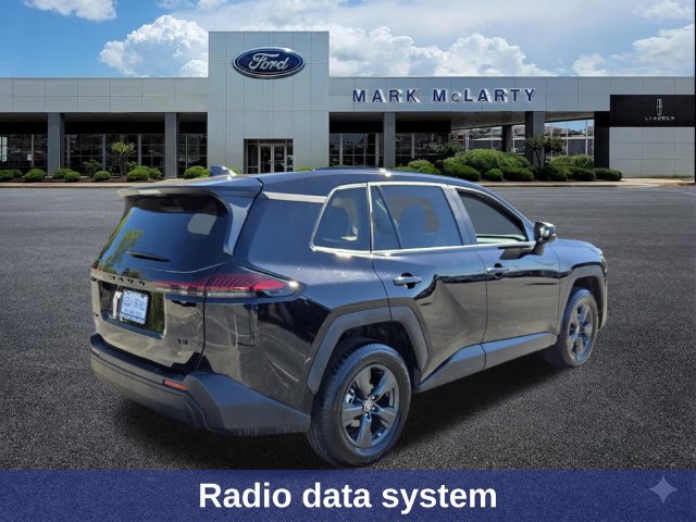 Used 2026 Toyota RAV4 LE FWD image 5